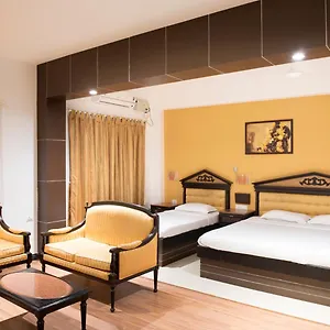 https://the-vyshakh.kerala-hotels.net