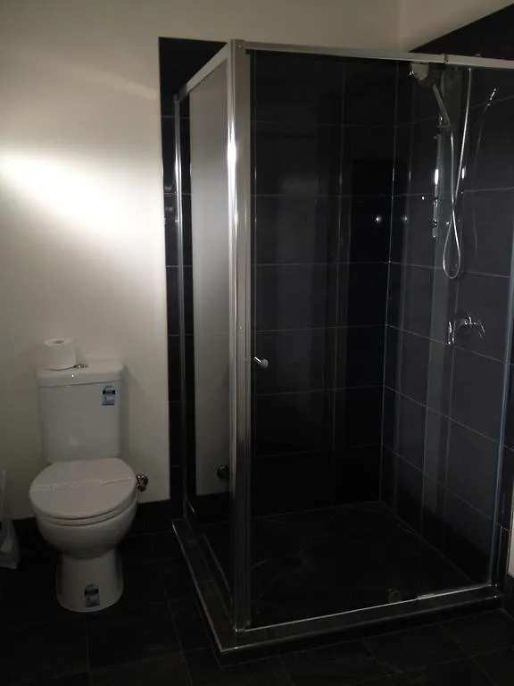 Blackwater Hotel Motel 4*,